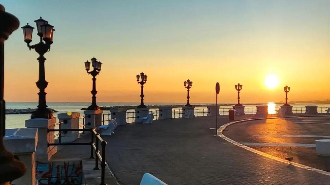 Dimora Victoria Bari apartment city sea sun beach Bagian luar foto